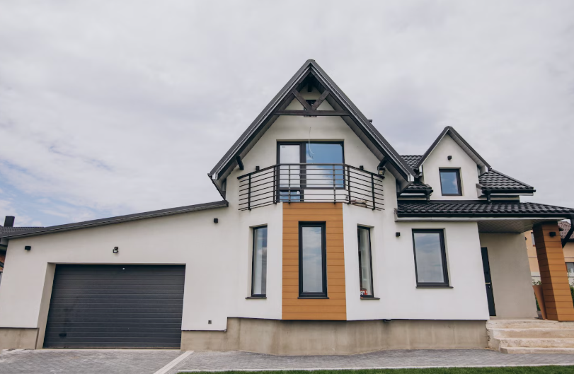 как безопасно купить дом в коттеджном поселке